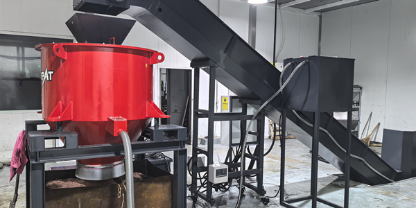 如何高效去除铜屑油污？恩派特铜屑脱油机给出答案！